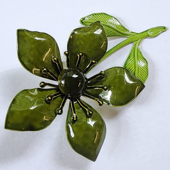 Green Enamel Flower Pin/Brooch Mid-Century-Mod 1960s Retro Pop Art Statement - Picture 6 of 7